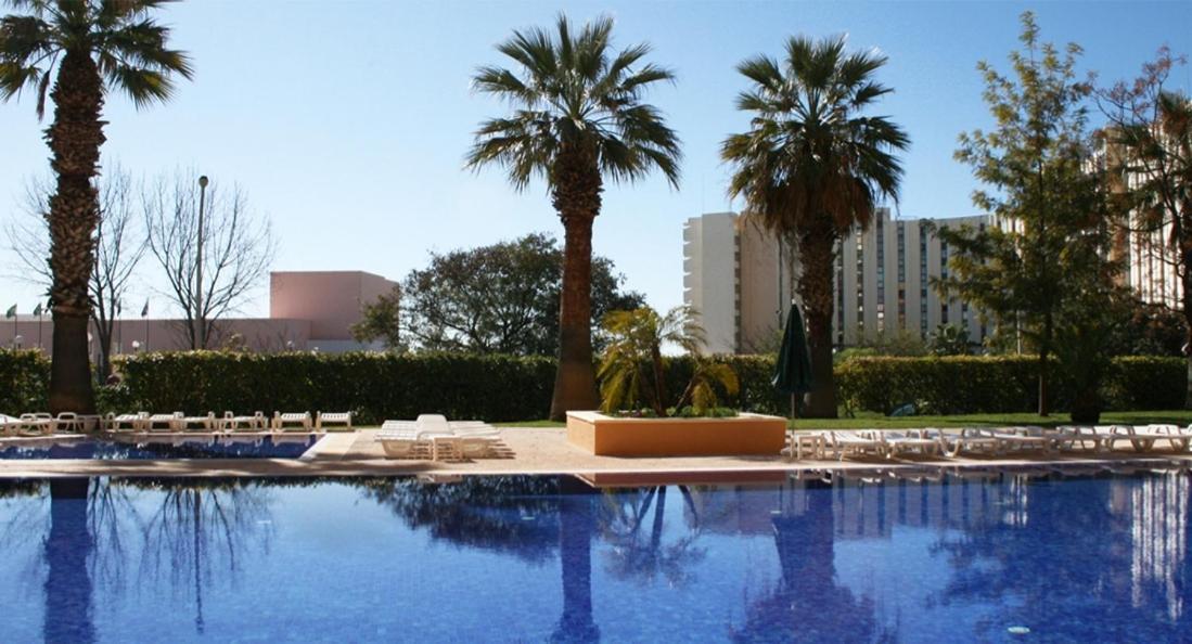Dom Pedro Portobelo Aparthotel Vilamoura Exterior photo